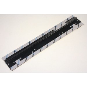 Traverse supérieure porte pour Four SMEG  0B8936171